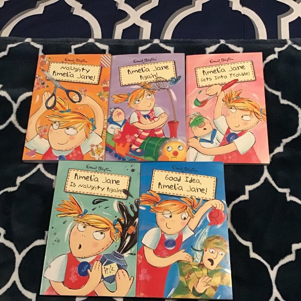 Lot of 5 Amelia Jane Books Popular Series for Girls, Excellent Shape, Homeschool